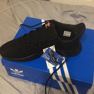 ADIDAS Tubular shadow